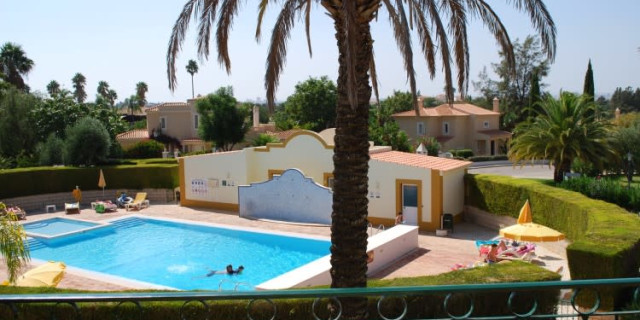Pestana Swimming Pool
