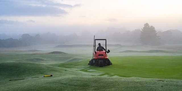 Golf Greenkeeper