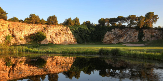 INFINITUM Golf Resort Review