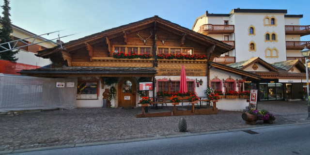 Crans Montana Restaurant