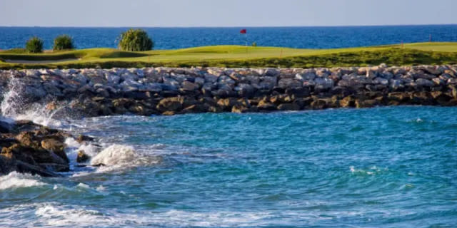 Why you should play golf in Oman