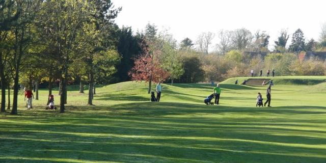 Golfers Waiting