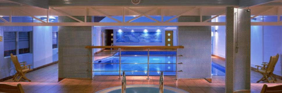 Meon Valley Hotel Pool