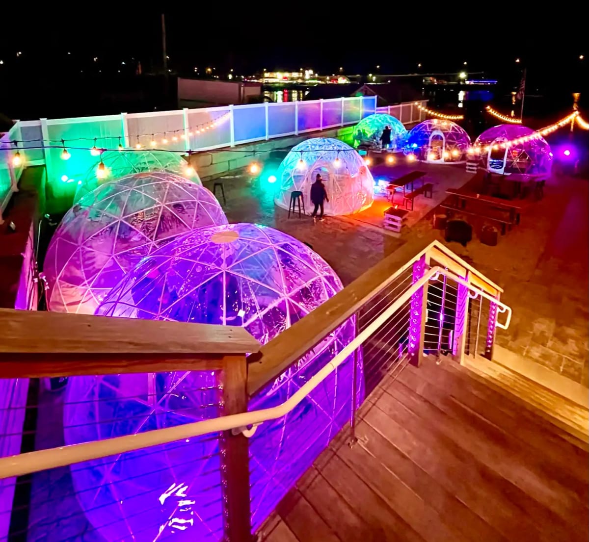 Dockside Brewery and Waterfront Biergarten to dockside igloo park