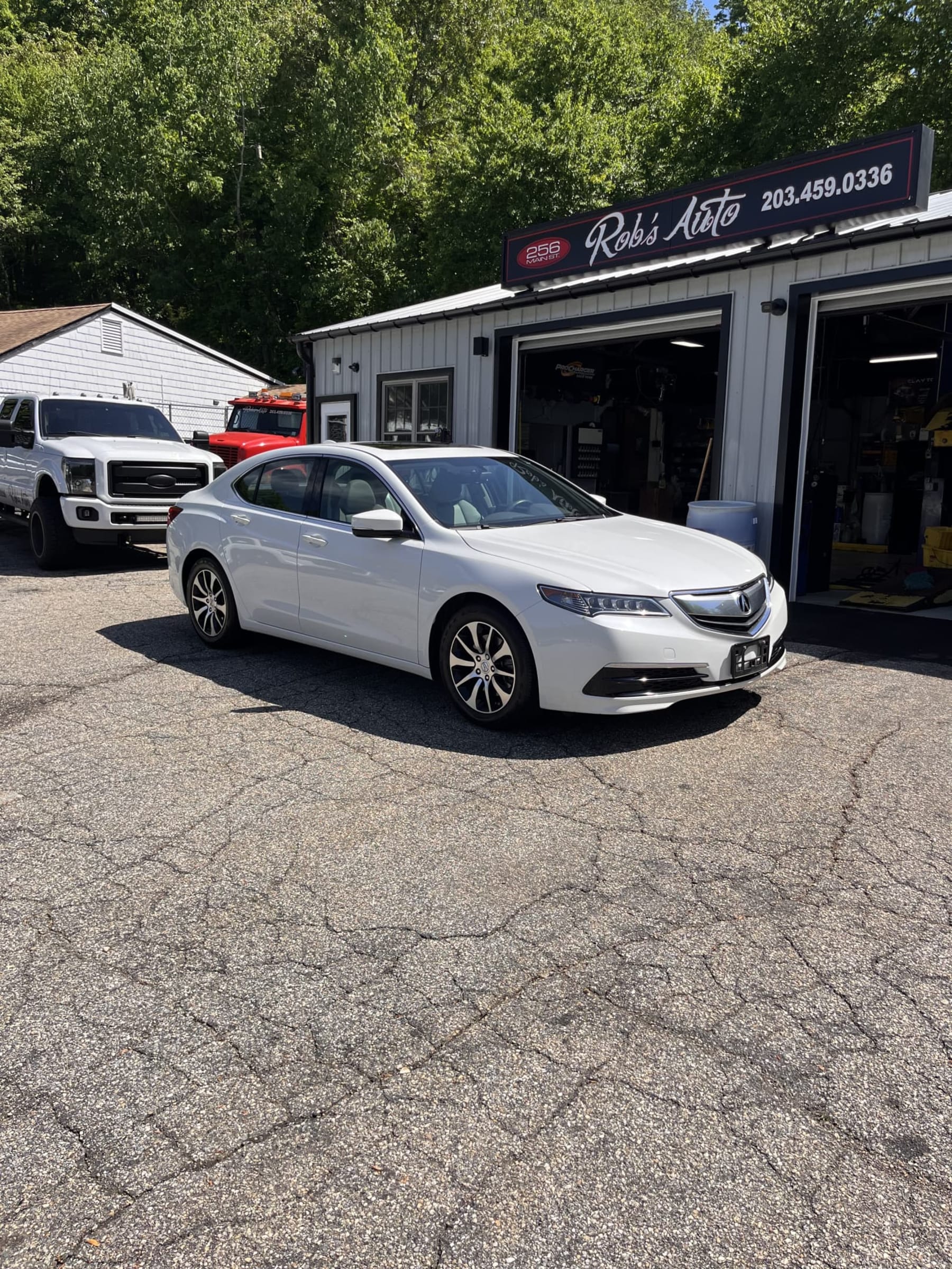 NEW ARRIVAL!! Another diamond in the rough!! One owner elderly owned 2015 Acura TLX!! ONLY 26,000 miles!! Leather, moonroof, Bluetooth, backup camera and much much more!! Definitely won’t last at only $18,900!!