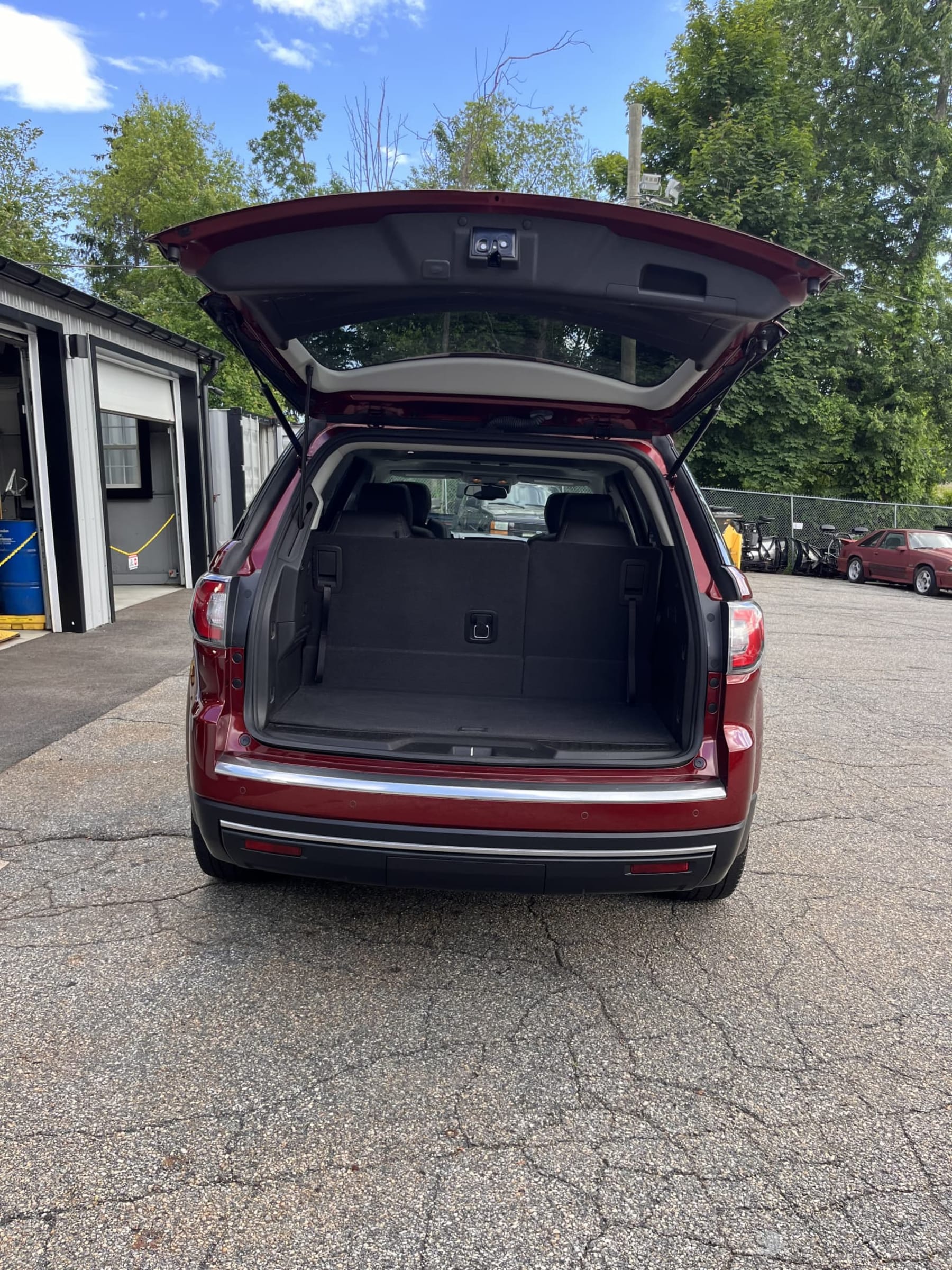 NEW ARRIVAL!! One owner 2017 GMC Acadia Limited! ONLY 77k miles! AWD!! Loaded with navigation, dual panel moonroof, heated leather seats, heated steering wheel, 2nd row captain chairs, third row, 20” wheels, remote start, heads up display and much much more!! Will not last at only $18,900!!