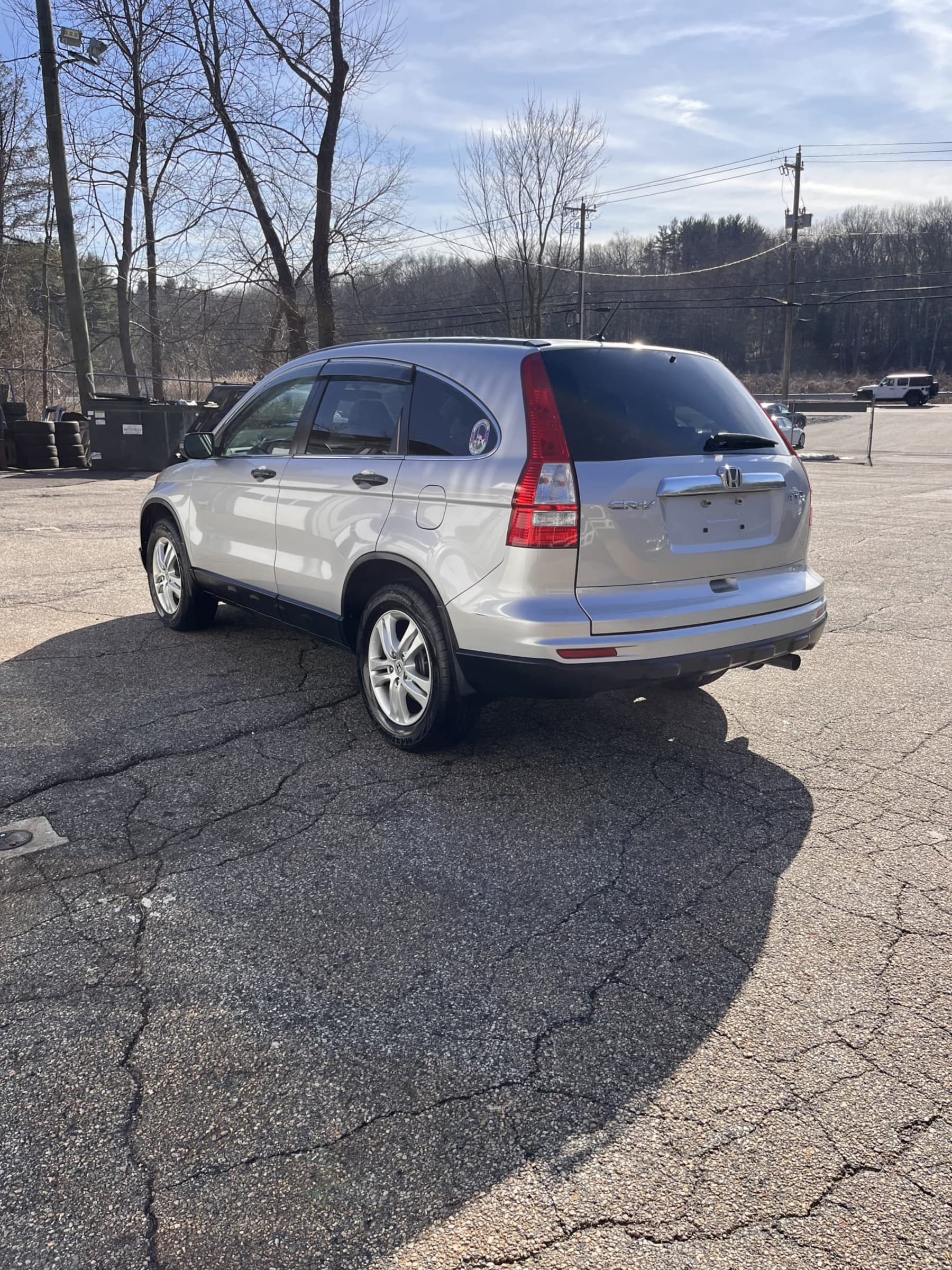 NEW ARRIVAL!! 2011 Honda CRV-EX!! Clean carfax! AWD! Moonroof! Runs and drives new!! ONLY 65k miles!! Won’t find a cleaner more reliable car at only $13,900! Won’t last!