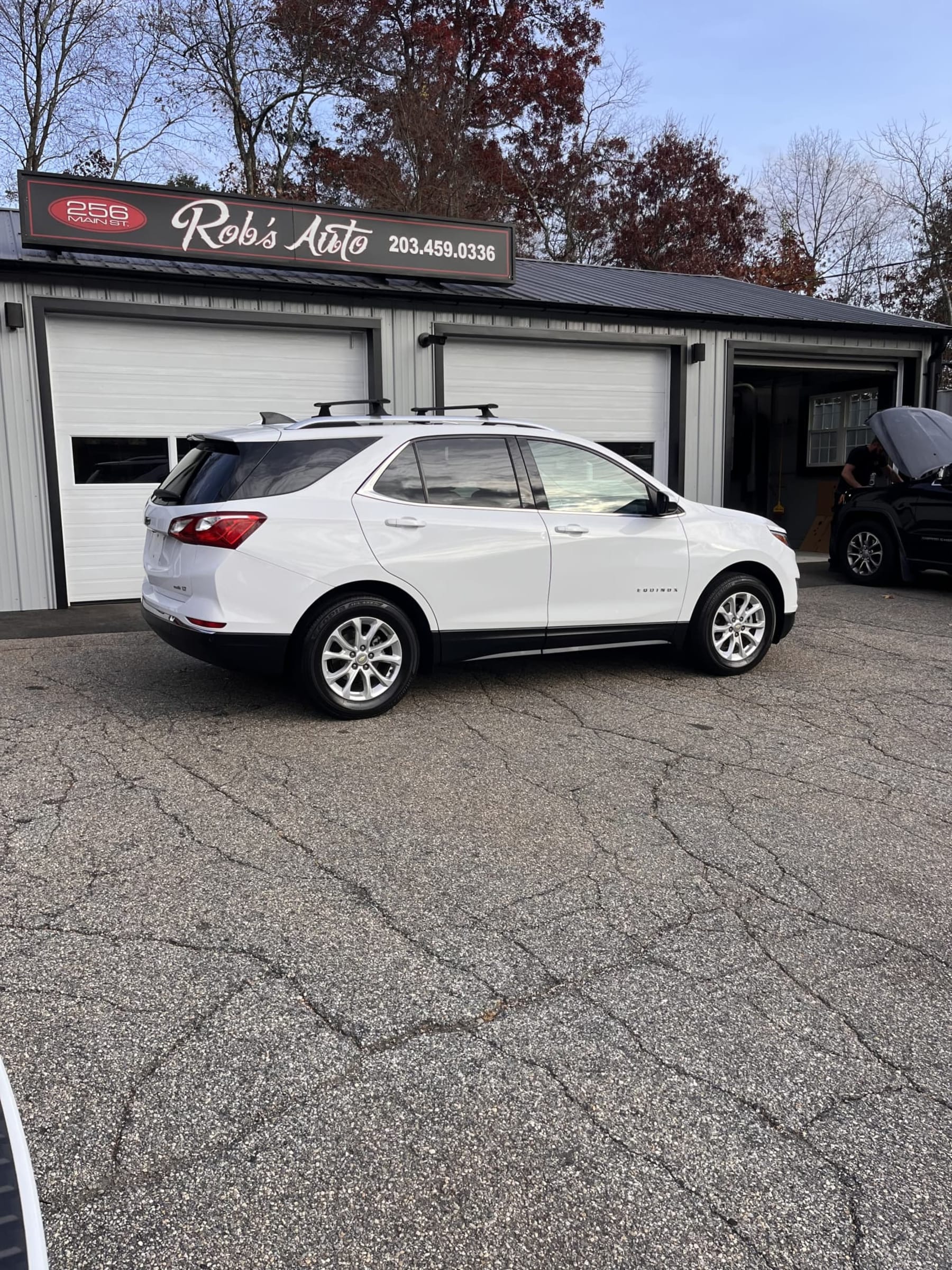 NEW ARRIVAL!! 2020 Chevrolet Equinox LT!! Clean carfax!! ONLY 34 k miles! AWD!! Over $5,000 in factory options!! Heated seats, panoramic roof, remote start, navigation, blindspot detection, lane alert, backup camera, power liftgate and much more! Won’t last at $21,900!!