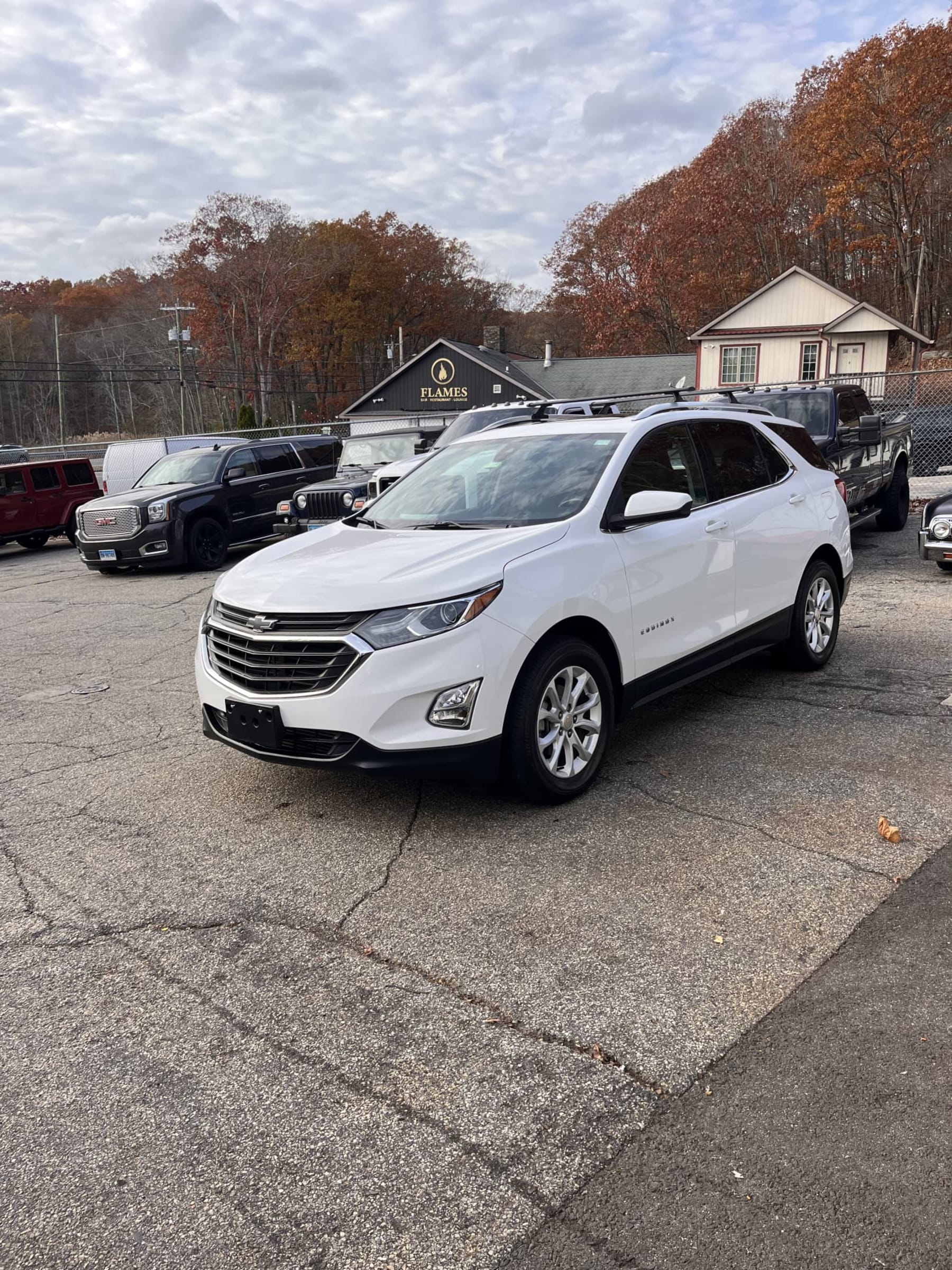 NEW ARRIVAL!! 2020 Chevrolet Equinox LT!! Clean carfax!! ONLY 34 k miles! AWD!! Over $5,000 in factory options!! Heated seats, panoramic roof, remote start, navigation, blindspot detection, lane alert, backup camera, power liftgate and much more! Won’t last at $21,900!!