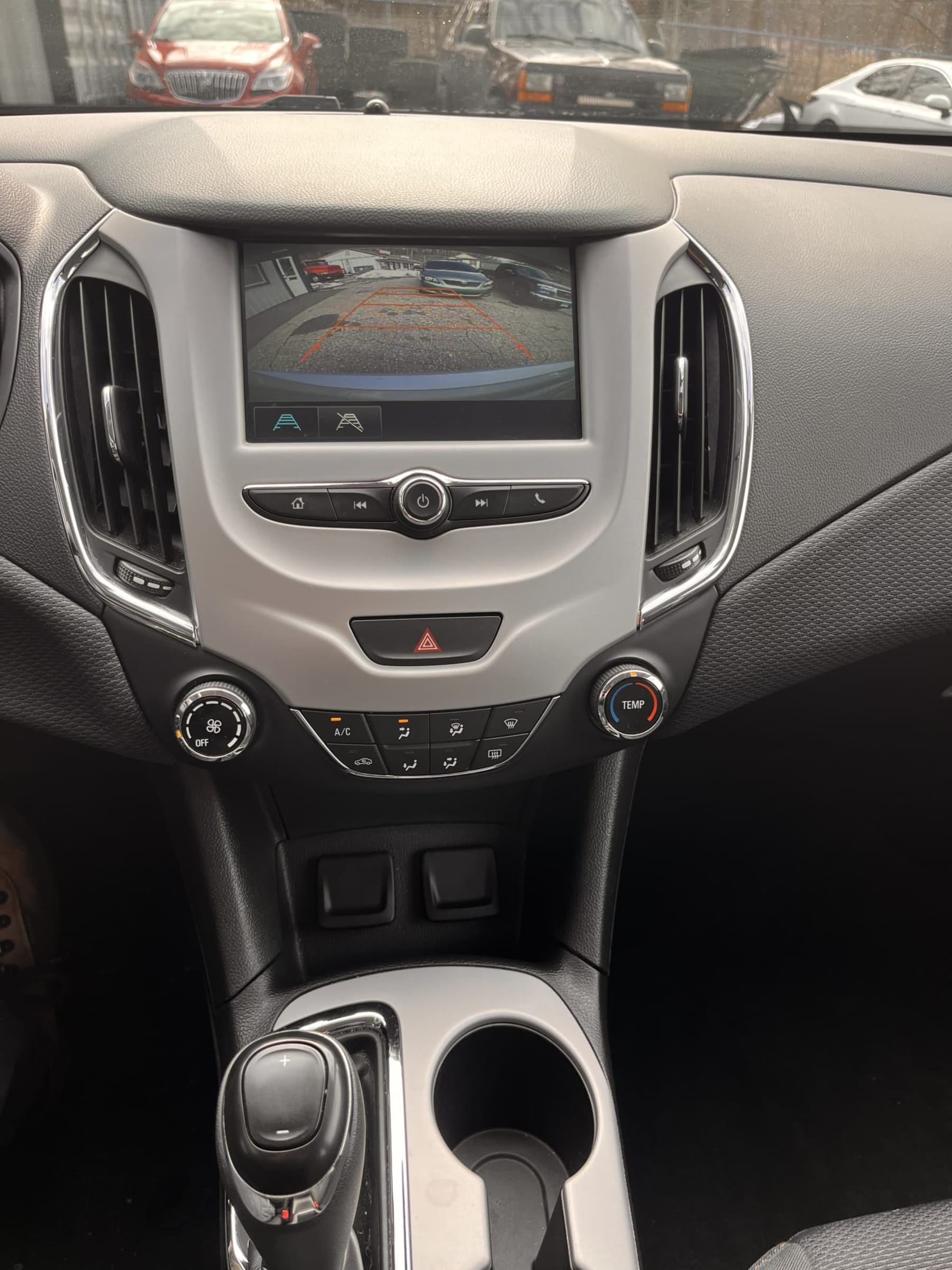 NEW ARRIVAL!! 2018 Chevrolet Cruze LS!! One owner car! Clean carfax! Only 78k miles! Runs and drives like new! Backup Camera, Bluetooth and more! Perfect first car or commuter!! Won’t last at $9,900!!!