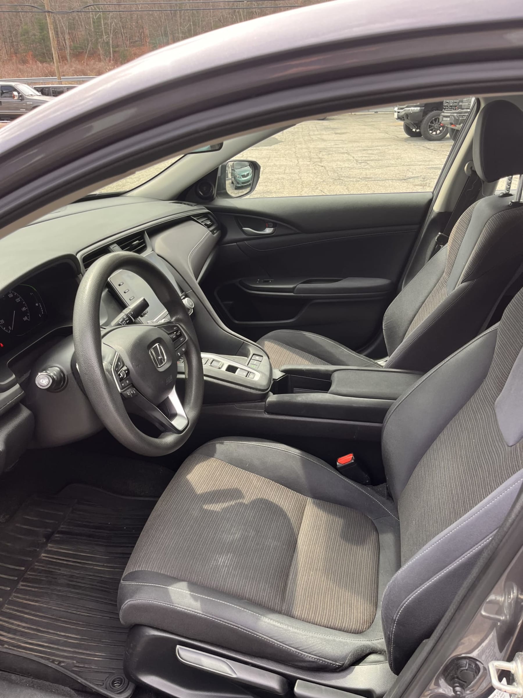 NEW ARRIVAL!!! 2019 HONDA INSIGHT EX HYBRID!! One owner car! Clean carfax! Keyless entry! Push button start! Bluetooth! Sport drive and much more! Great on gas! Always serviced! 124,500 highway miles! Looks and runs great!! Priced well below retail! Won’t last at ONLY 12,900!!!