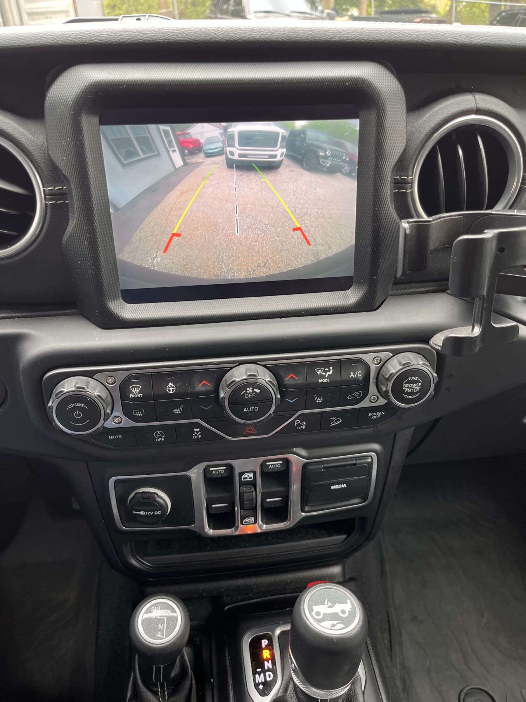 NEW ARRIVAL!! 2018 Jeep Unlimited Sahara!! Clean carfax! 78,700 miles! With an original window sticker of $52,300 this Jeep is LOADED! Heated Leather Seats, Heated Steering Wheel, Navigation, Backup Camera, Remote Start, Keyless Entry, Body Color Freedom Hardtop, Soft Top, Jeep Active Safety Group, LED Lighting Group, Alpine Premium Audio System and more!! It’s a steal at only $28,900!!