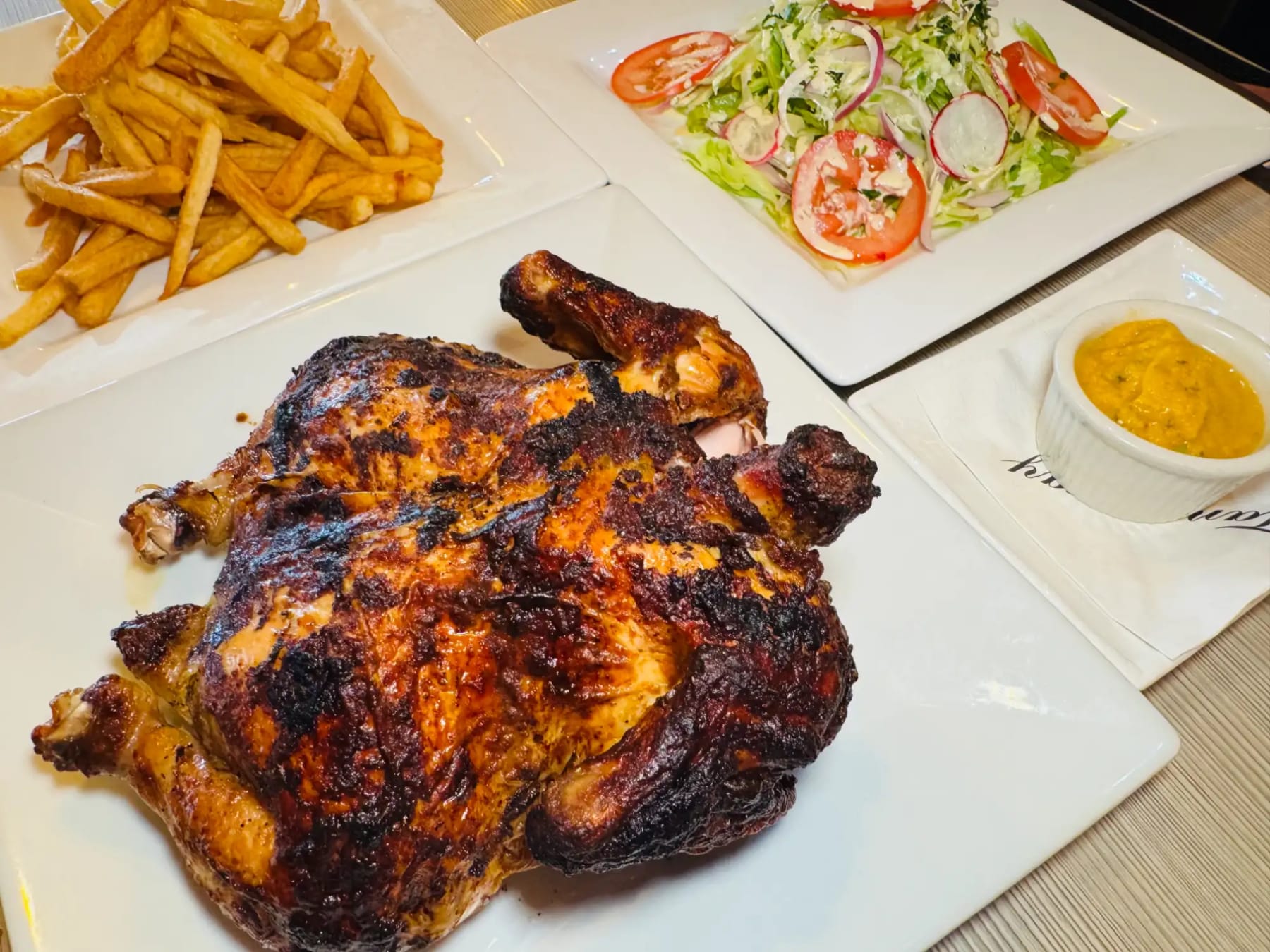 Vuelvo Cocina y Cantina 
