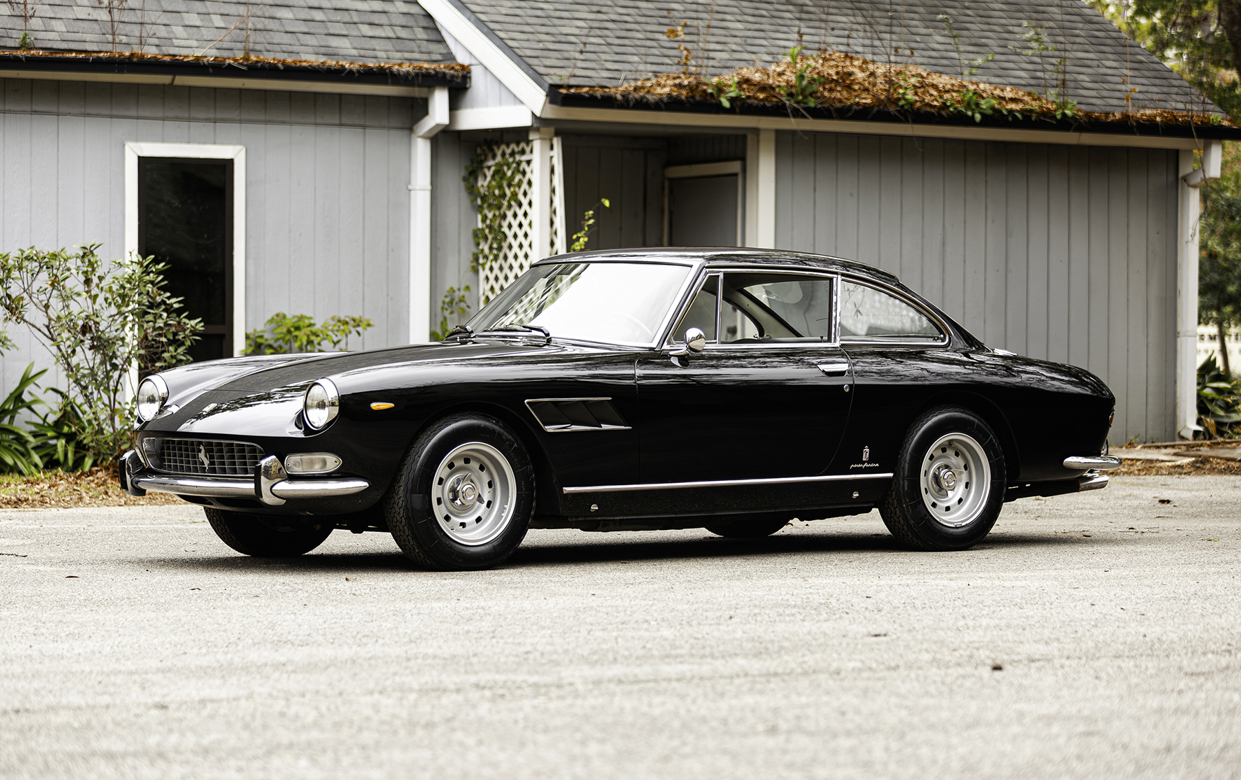 1967 Ferrari 330 GT