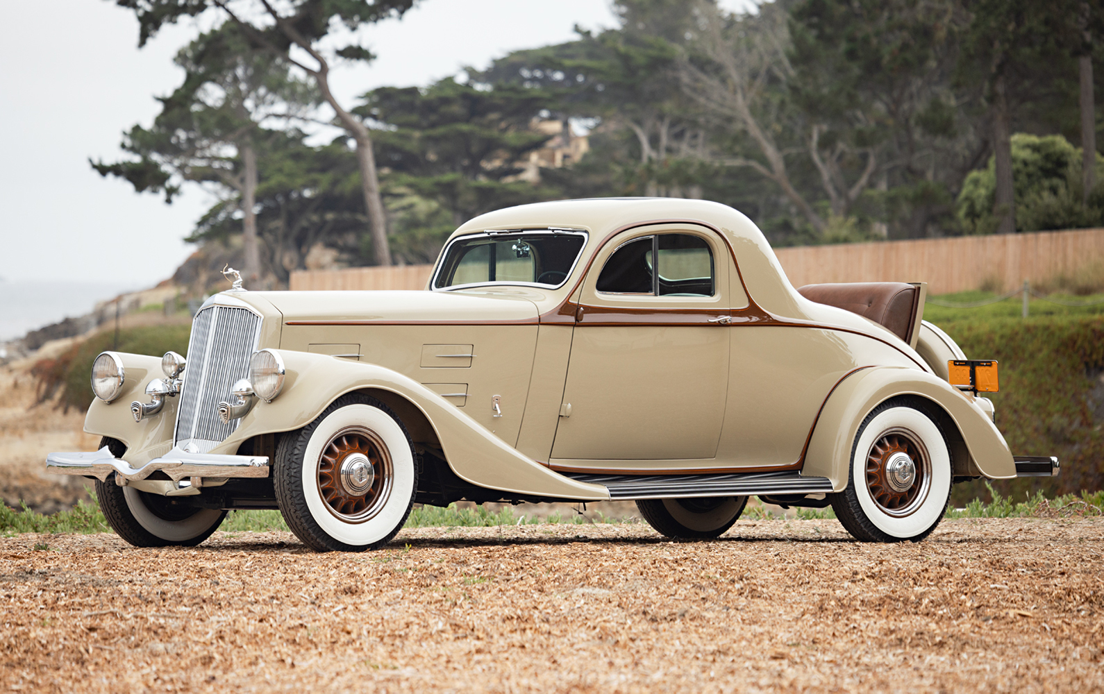 1934 Pierce-Arrow 840A