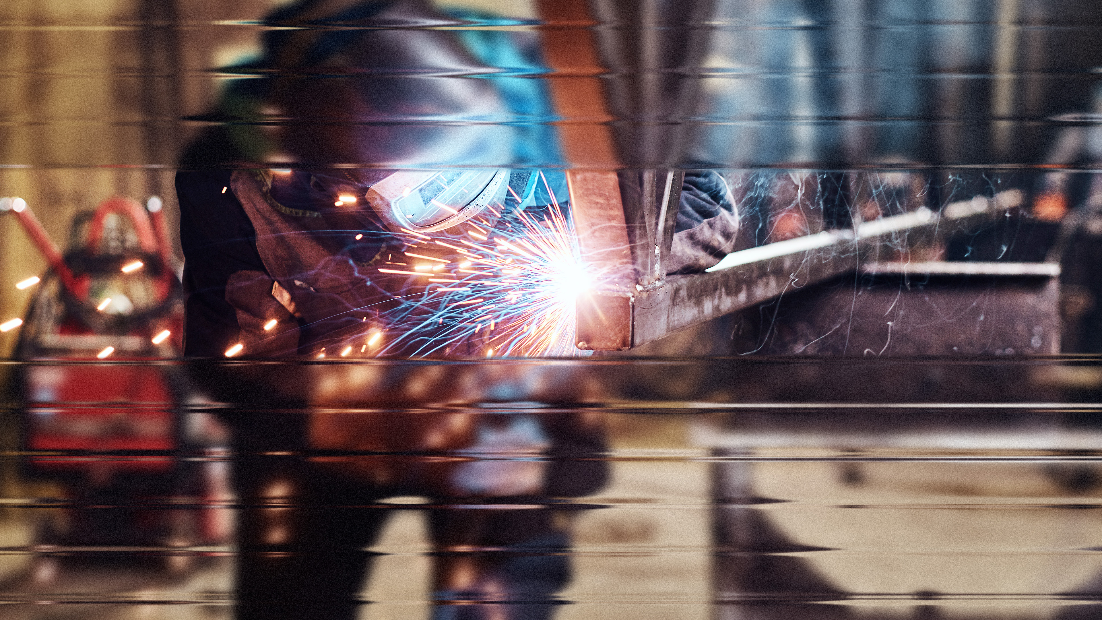 Example of the fractal glass photography style