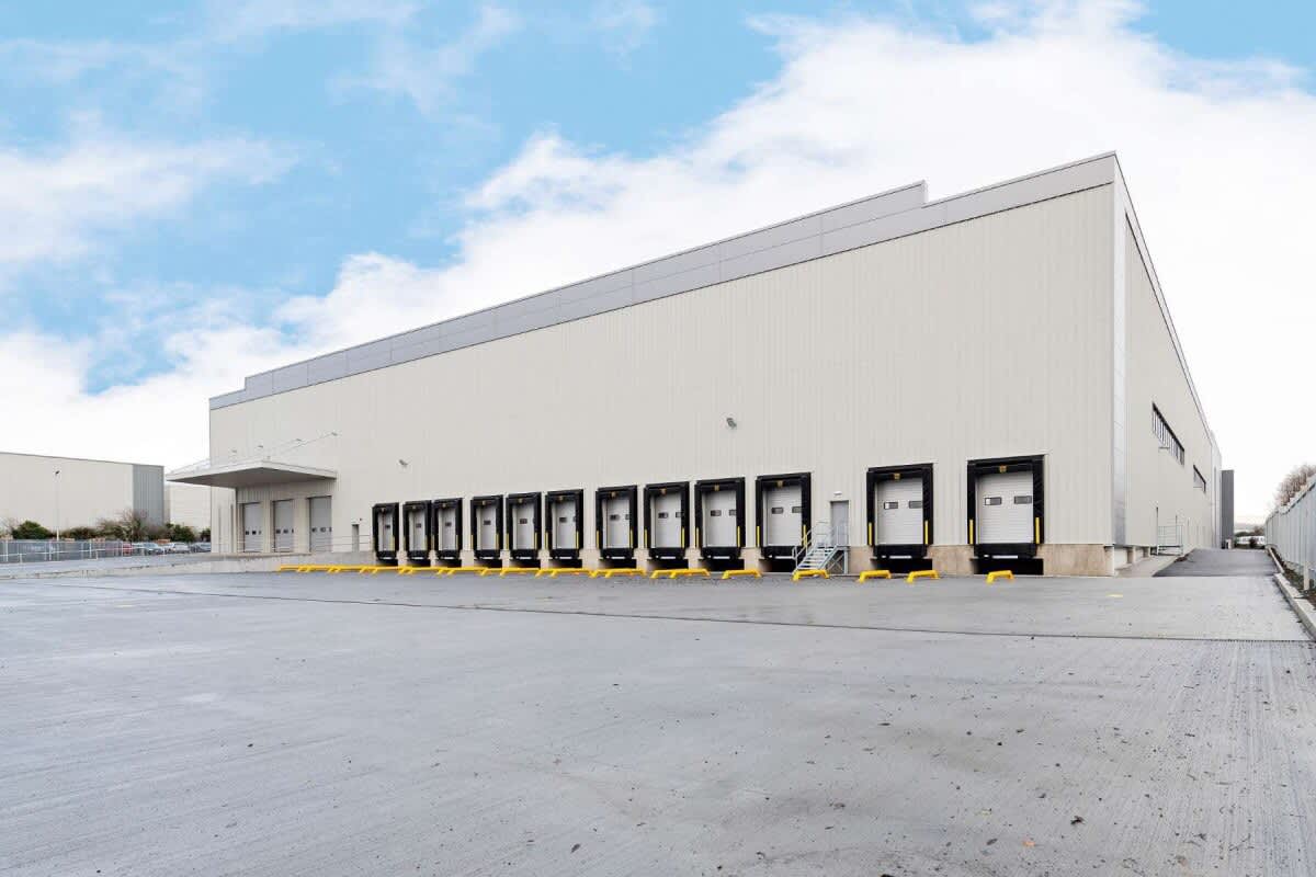 Amazon Begins Shipping From Irish Distribution Centre goosed.ie