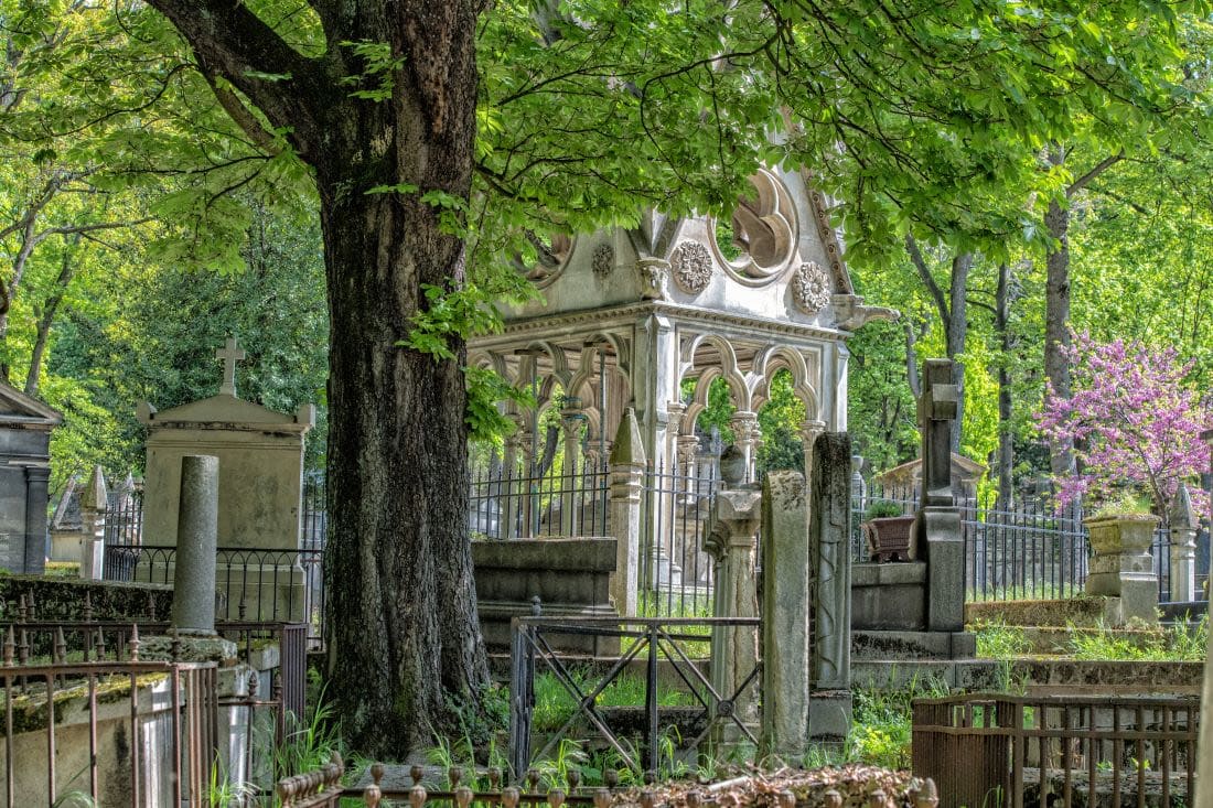 Père Lachaise Cemetery