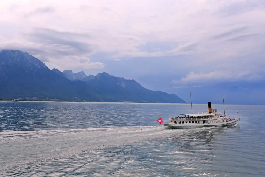 Boat cruise