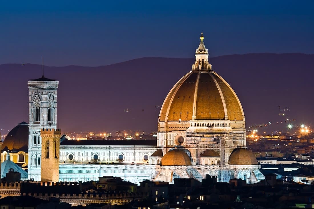 Piazza del Duomo - Must-See Sight