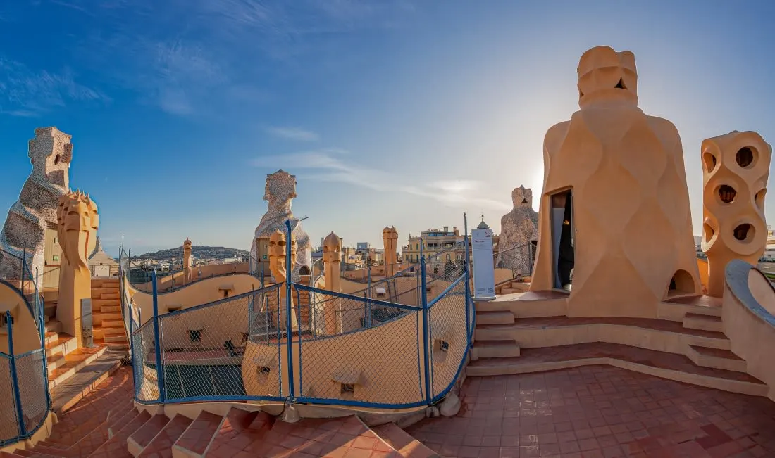 La Pedrera (Casa Milà) - Must-See Sight