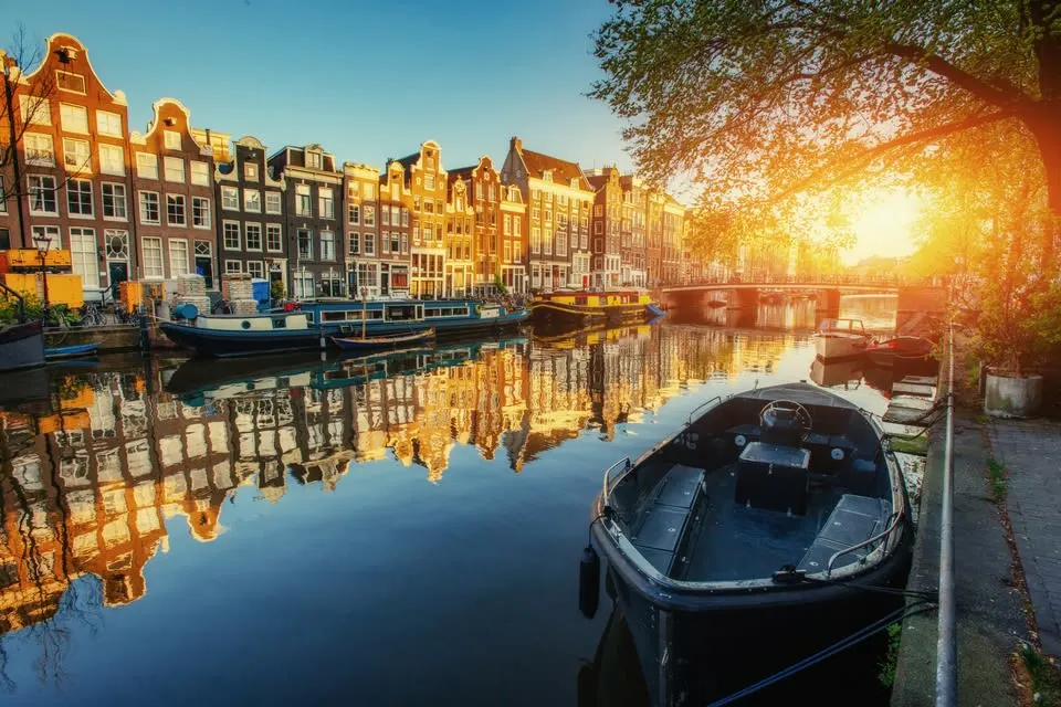 Sunrise on an Amsterdam canal