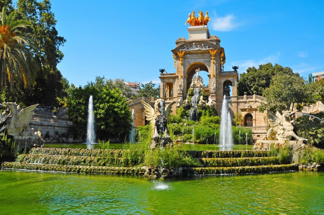 fountain in parc de la ciutadella