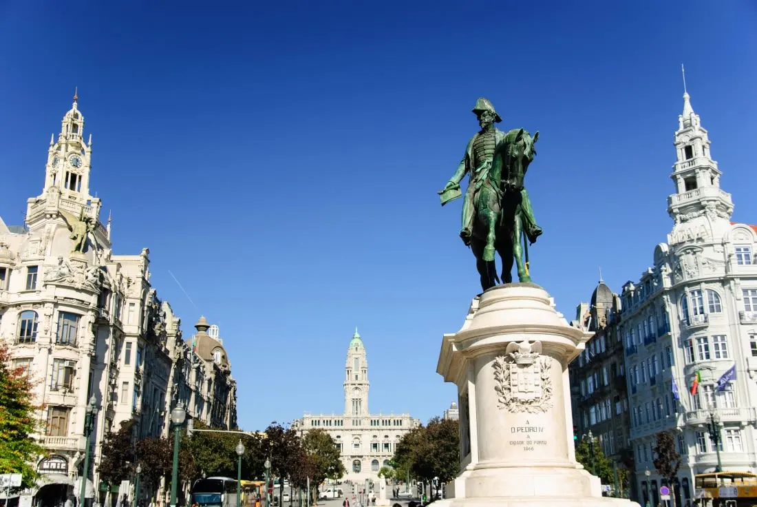 porto equestrian monument in front of the city hall