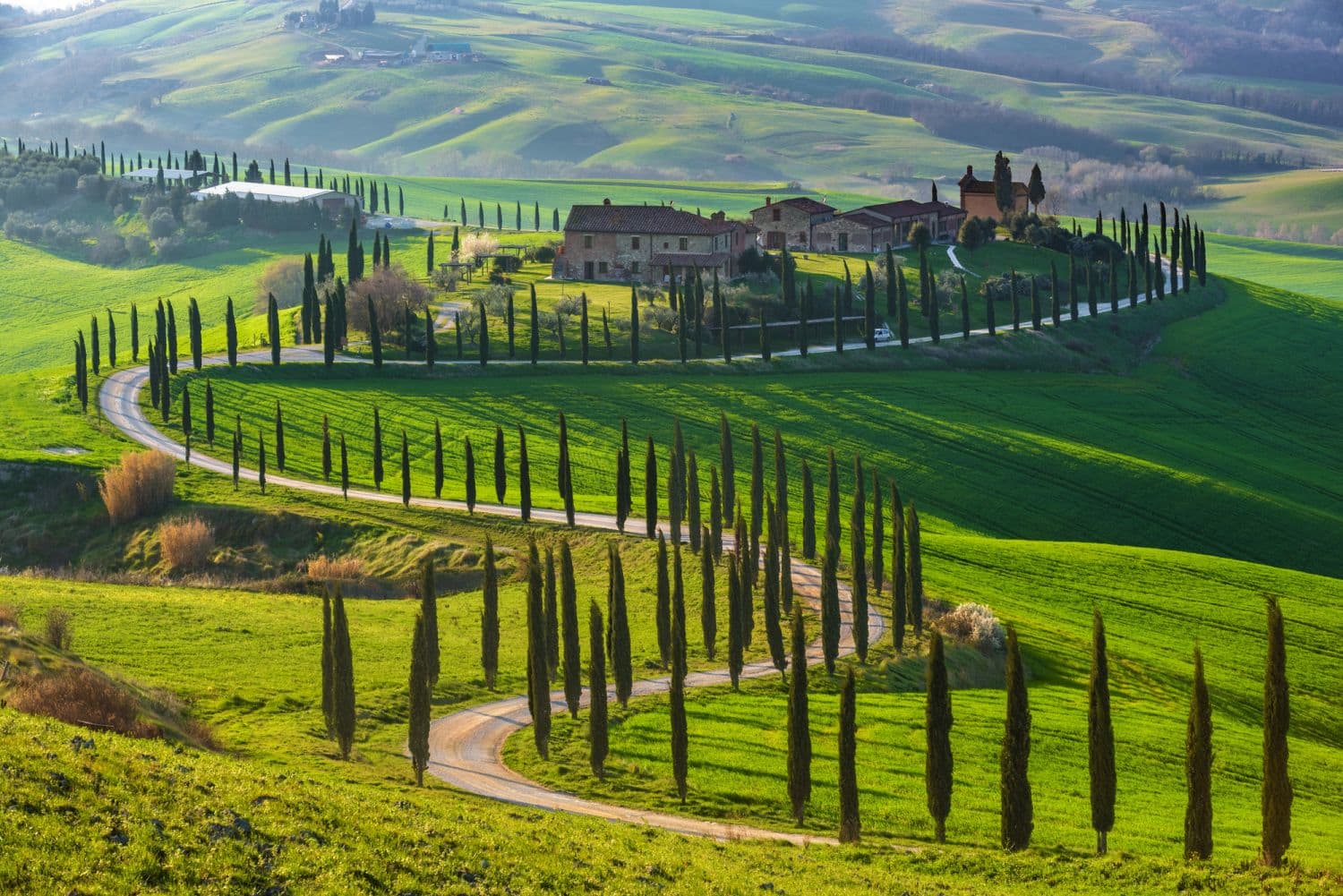 The Essence of Italy: From Ancient Wonders to Scenic Beauty