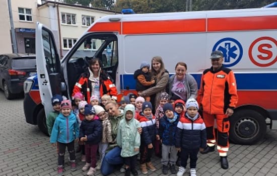 SPOTKANIE PRZEDSZKOLAKÓW Z RATOWNIKIEM MEDYCZNYM