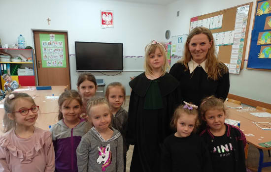 POZNAJEMY ZAWÓD ADWOKATA