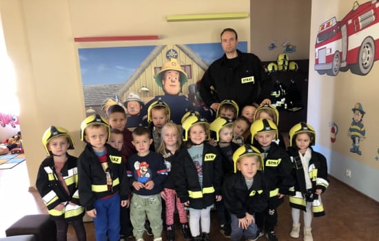WYCIECZKA DO STRAŻY POŻARNEJ