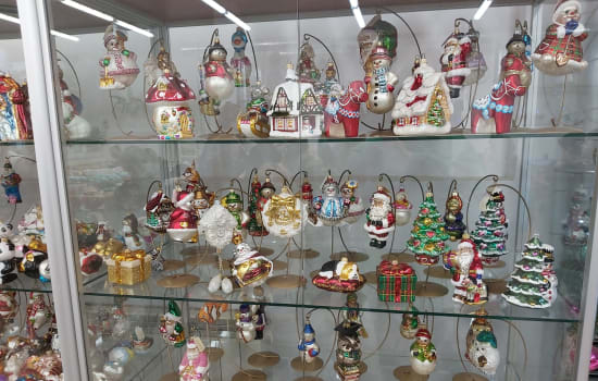 WYCIECZKA DO MUZEUM BOMBKI CHOINKOWEJ W NOWEJ DĘBIE I DO SANDOMIERZA