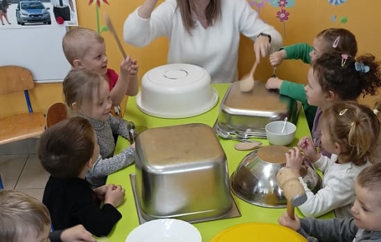 DŹWIĘKI  WOKÓŁ NAS