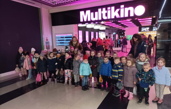 SŁONECZKA I PSZCZÓŁKI W MULTIKINIE