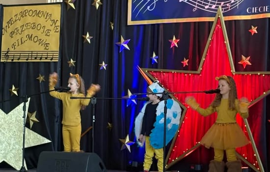 SUKCES PRZEDSZKOLAKÓW W XVIII POWIATOWYM FESTIWALU PIOSENKI ,,NIEZAPOMNIANE MELODIE”