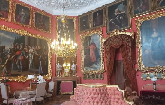 Wycieczka uczestników projektu „Mały Artysta” do Muzeum Zamoyskich  w Kozłówce