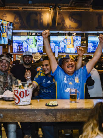 Bar photo 2