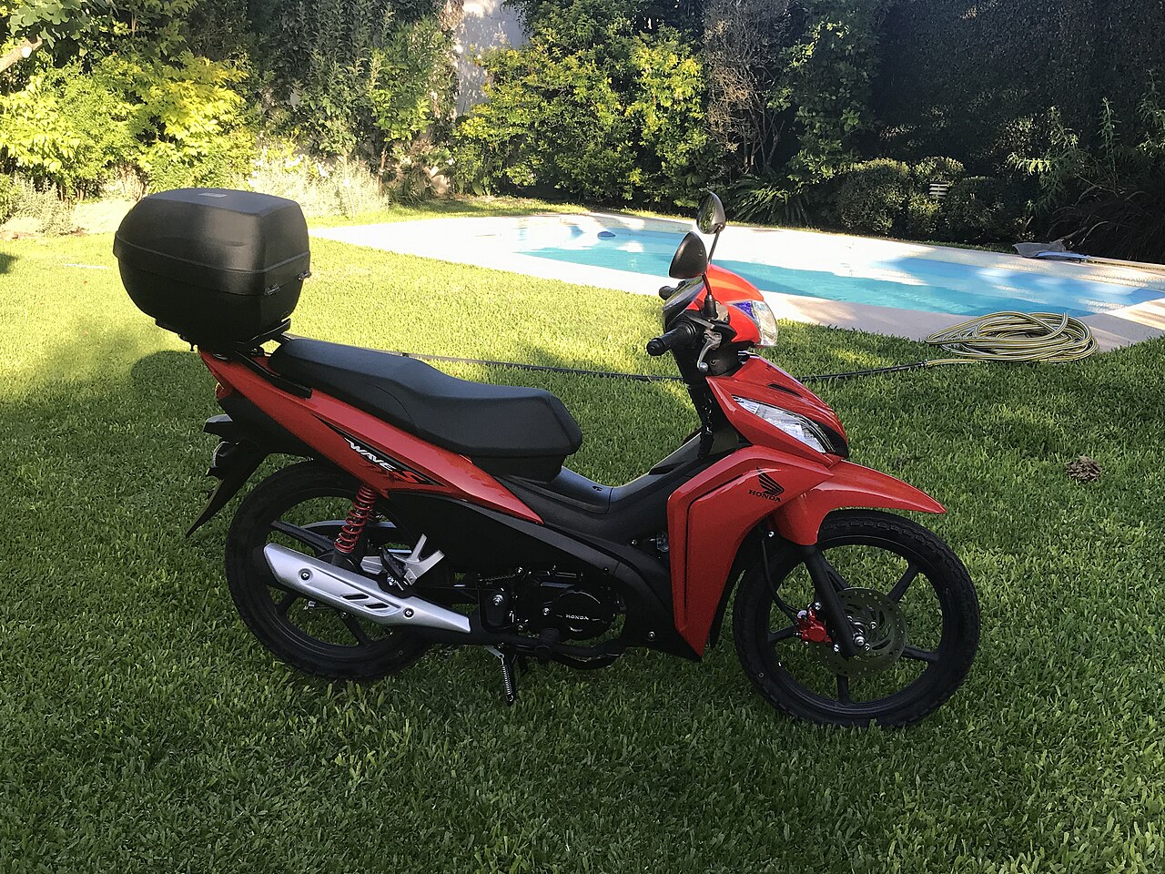 Yamaha Sirius 100