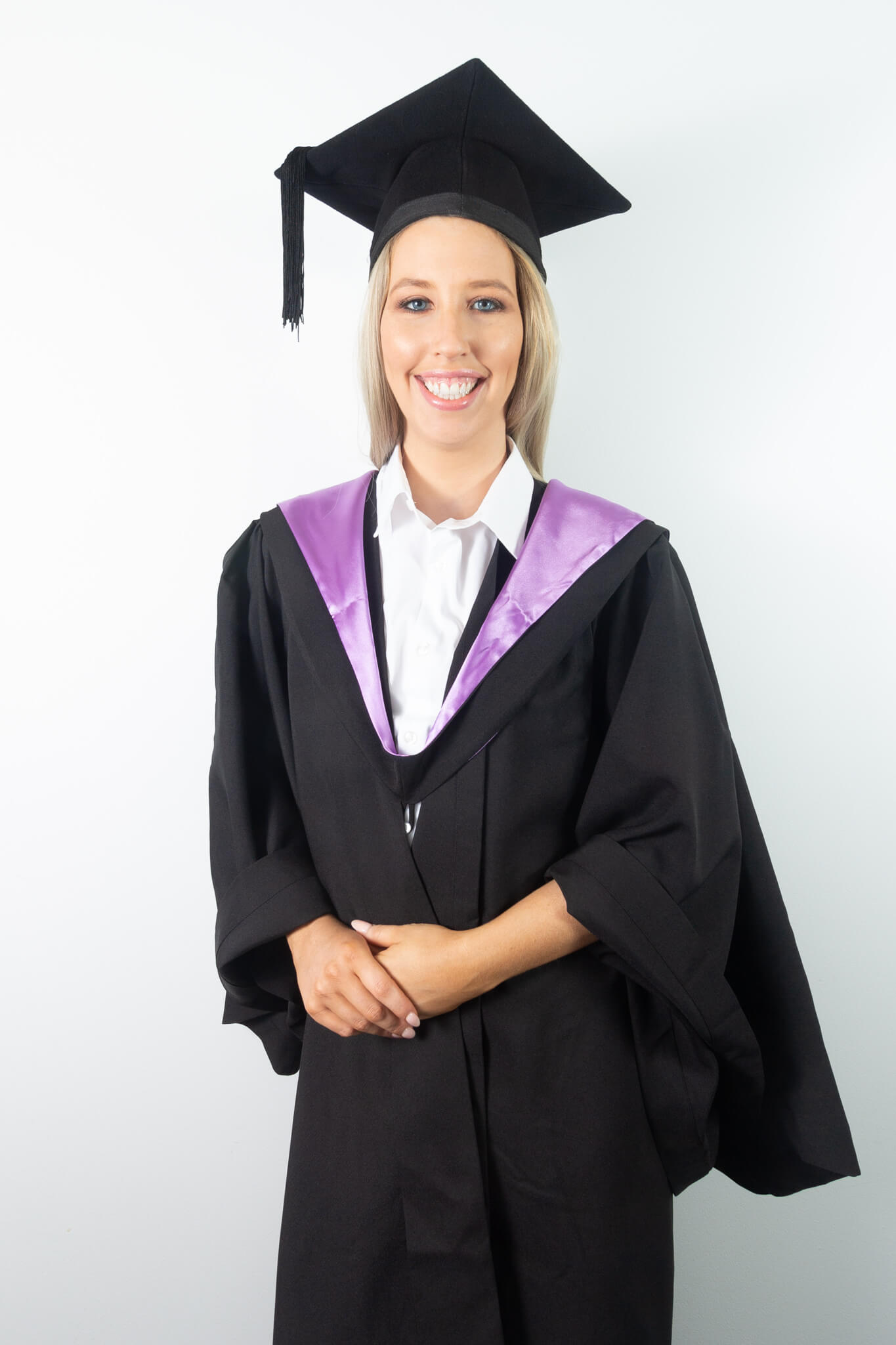 How to wear double degree hoods - RMIT University 