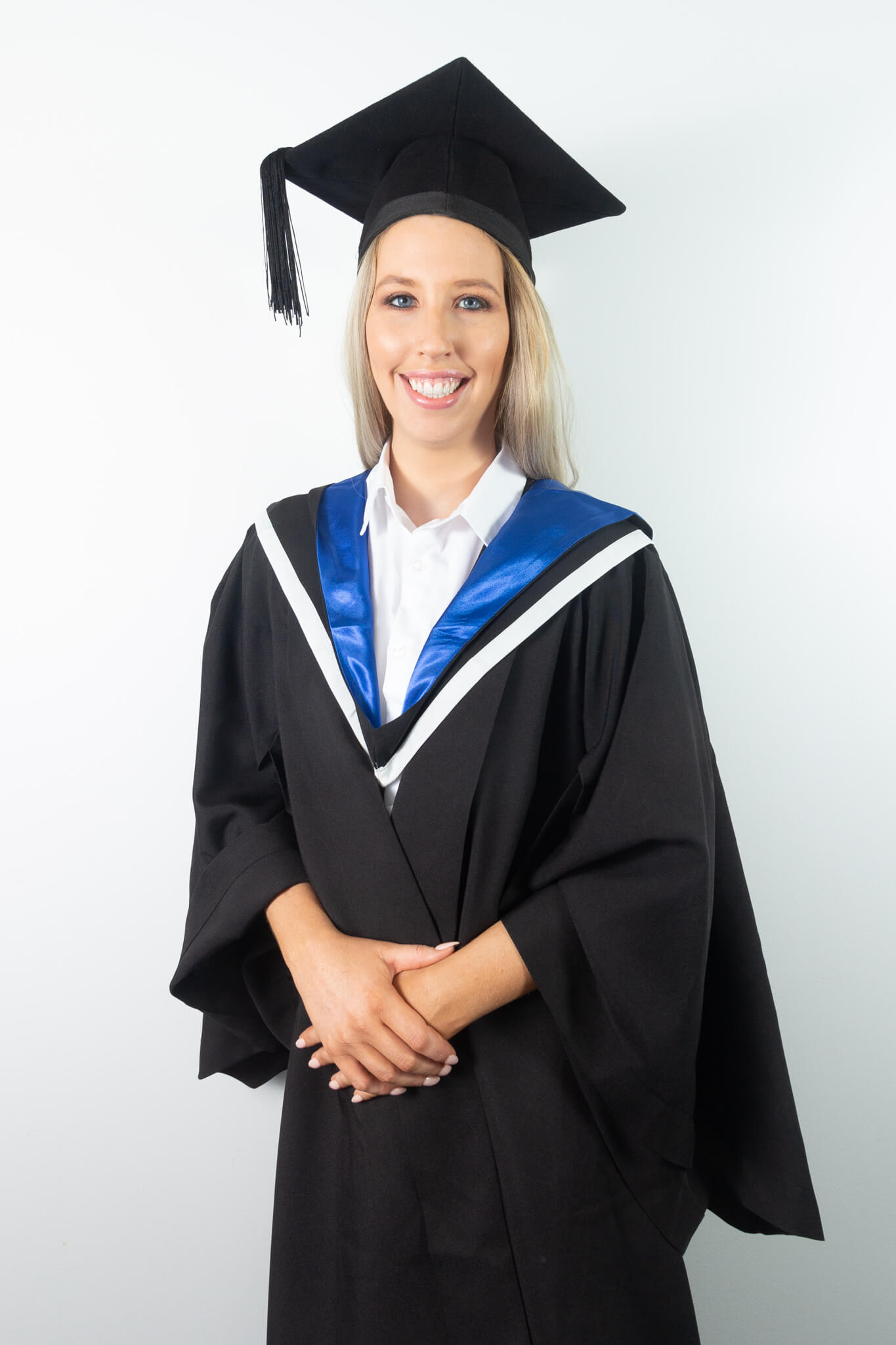 UniMelb Graduation Gown Sets