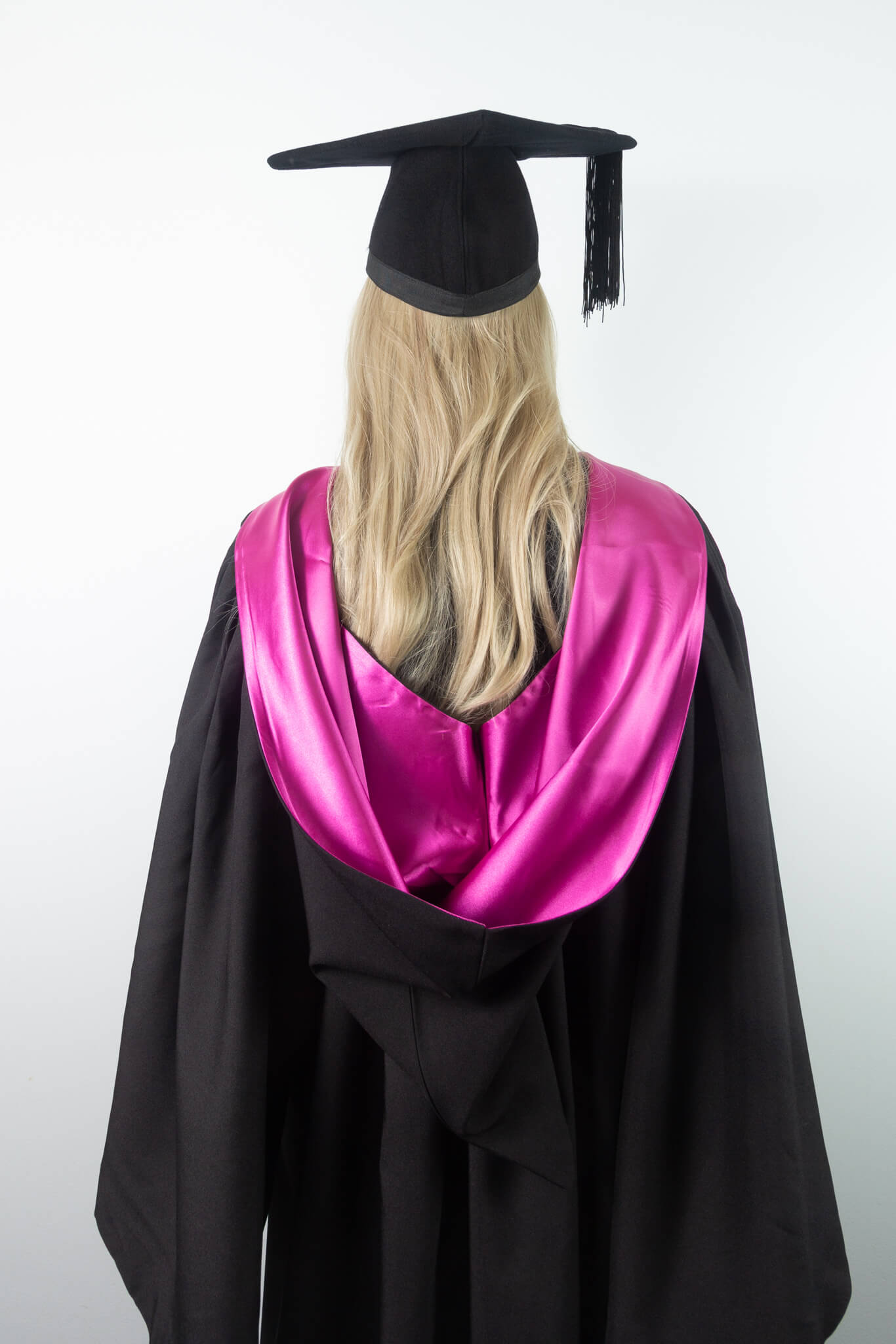 UniMelb Master of Health Sciences & Nursing graduation gown set Back view