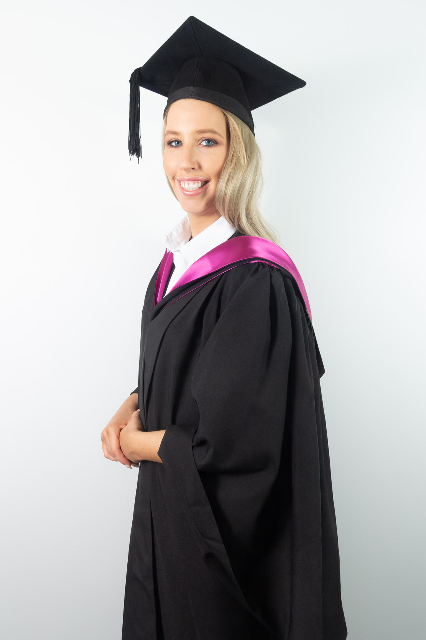 UniMelb Master of Health Sciences & Nursing graduation gown set Side view