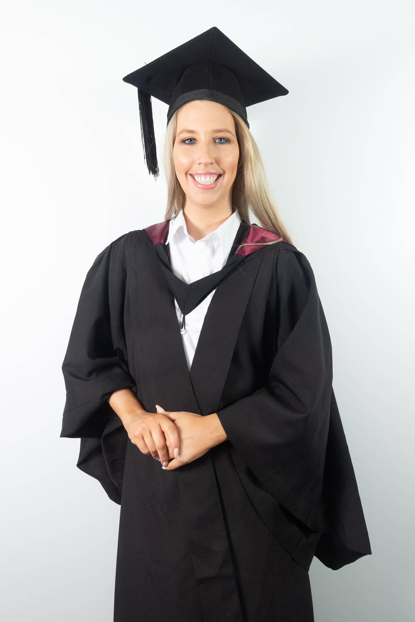 Uon clearance academic dress