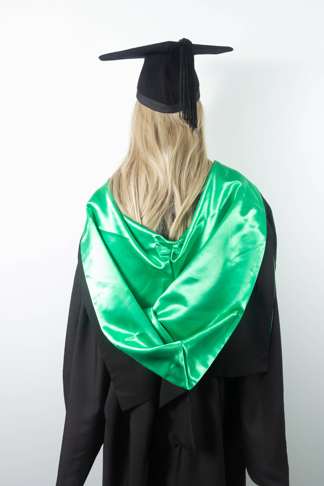 UoN Master of Education graduation gown set - Back view UoN Master of Education graduation gown set - Back view