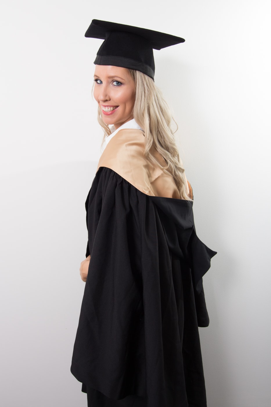 UniSA Bachelor of Information Technology graduation gown set Side view