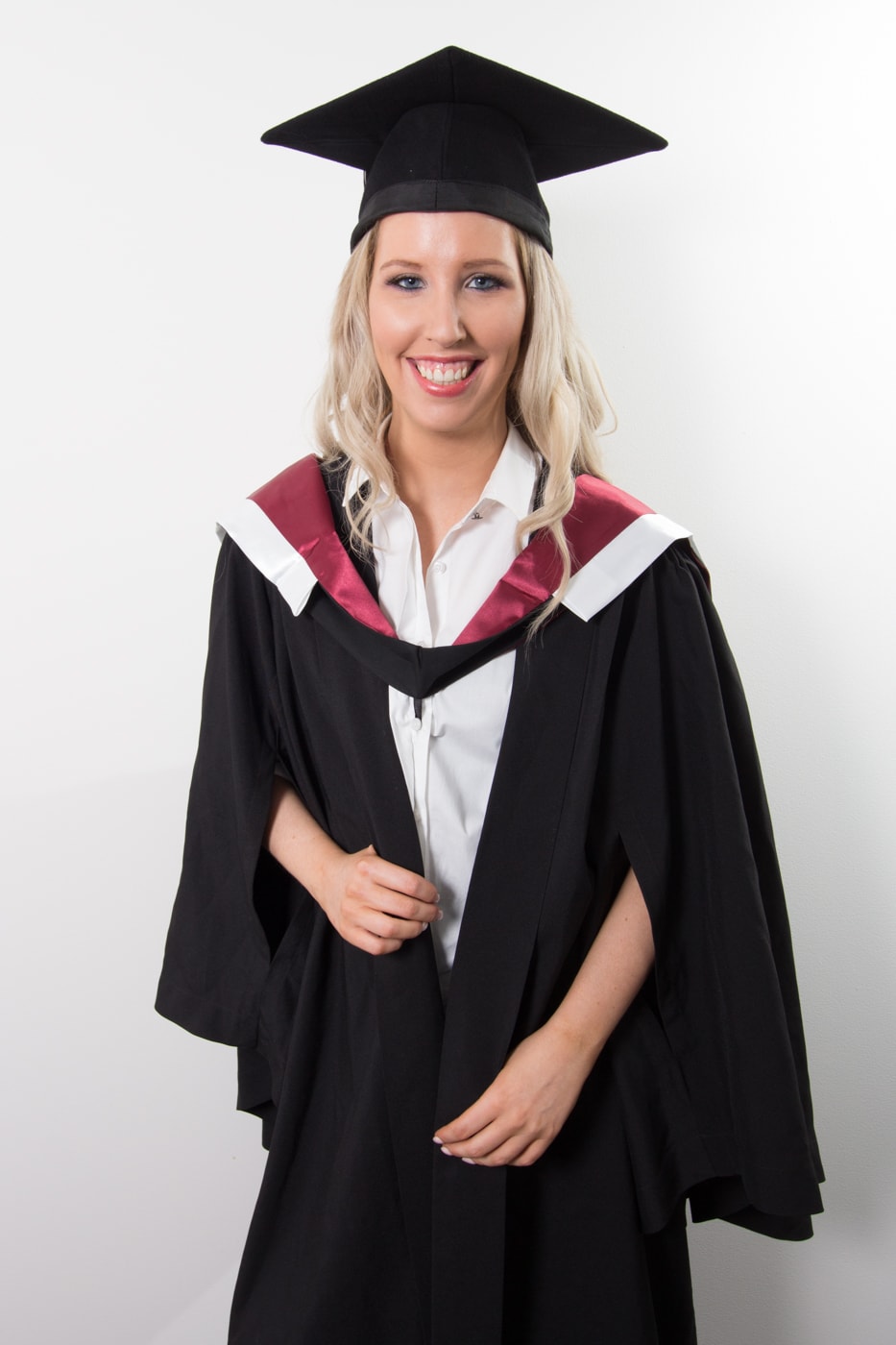 UWA Graduation Gown Set MBA University Graduation Gown Set