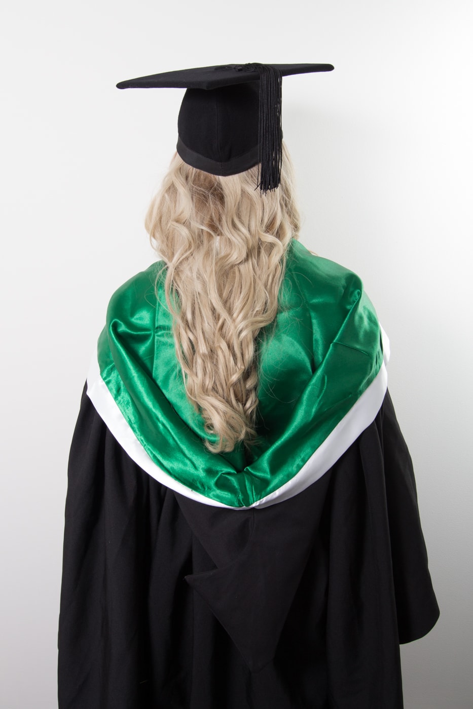 uwa phd graduation gown