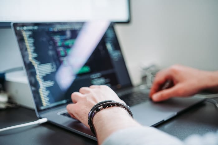 Oil and Gas Software: Its Types, Its Applications, and Everything Else You Need to Know