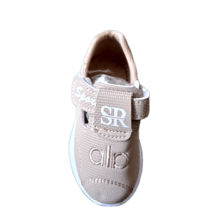 SR Alo Sport angle 4
